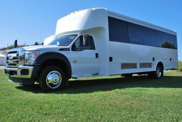 Kokomo 15-35 Passenger Minibuses