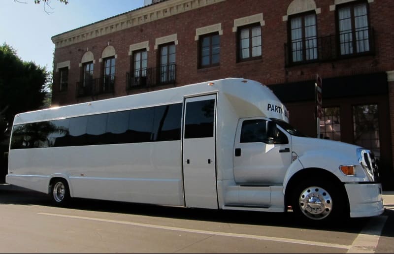 Kokomo 30 Passenger Party Bus White